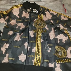 Jacket and pants set